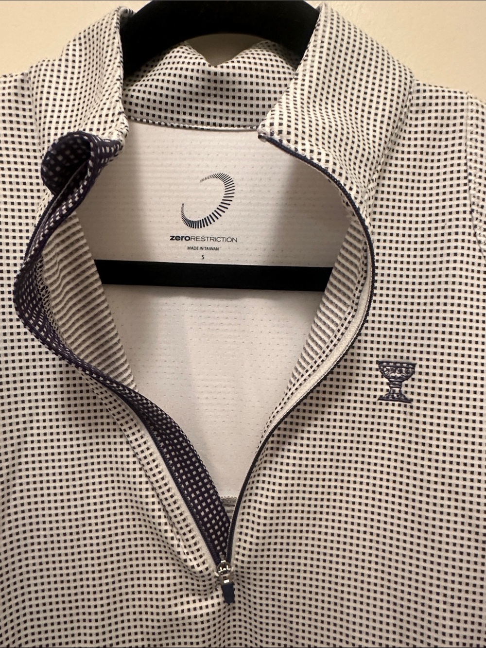 Zero Restriction Performance Quarter-Zip Size Small - Picture 4 of 5